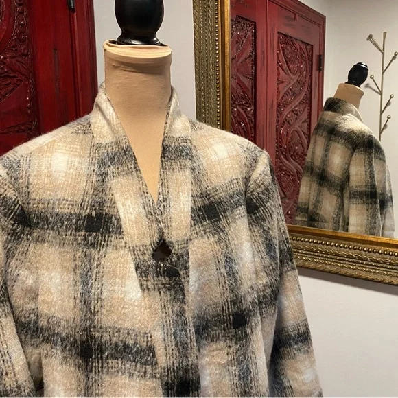 Plaid Soft-Brushed coat for Women - Picture 3 of 9